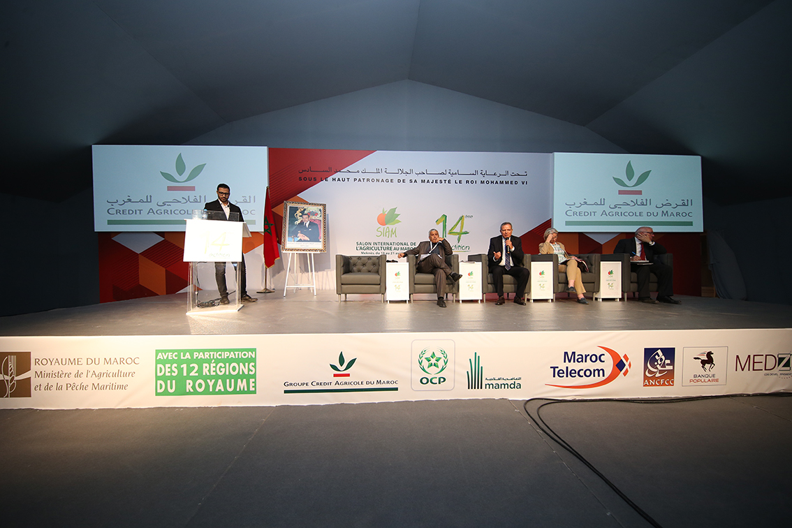 Economie Entreprises Live - Monde Rural - Ayoub Ibnou lfassih - Abderrahim Ksiri - Hamou Ouhelli - Florence Marie Rolle -Hassane Serghini Economie Entreprises Live - Monde Rural - Ayoub Ibnou lfassih - Abderrahim Ksiri - Hamou Ouhelli - Florence Marie Rolle -Hassane Serghini